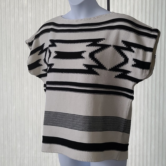 Lauren Ralph Lauren Sweaters - Aztec Print Capped Sleeves Sweater